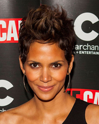 короткие стрижки знаменитостей Halle Berry