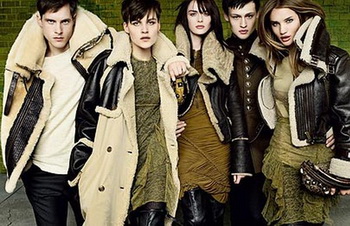 Burberry запускает рекламную кампанию в цифровом формате