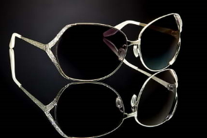 Коллекция солнцезащитных очков от Бартона Перрьера