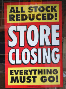 Каждый шестой магазин одежды будет закрыт из-за кризиса