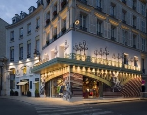 В Париже откроется pop-up бутик Prada