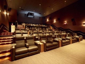 Cinepolis открыла первый дорогой кинотеатр в США