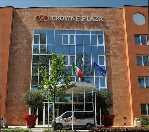 Итальянский отель Crowne Plaza предлагал номера за 1 цент