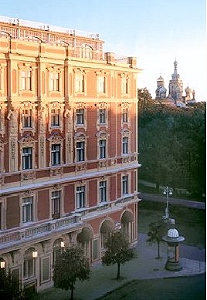 Завершение реконструкции люкс-апартаментов в Grand Hotel Europe в Санкт-Петербурге 