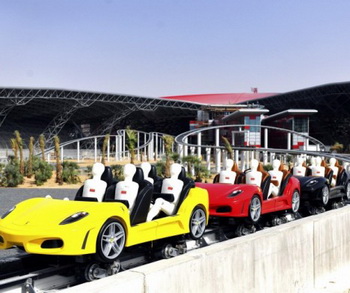 Ferrari World - развлекательный парк аттракционов в Абу Даби