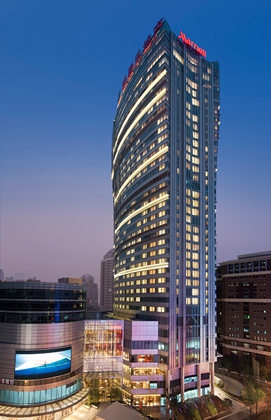 Marriot открыл свой самый большой отель в Шанхае