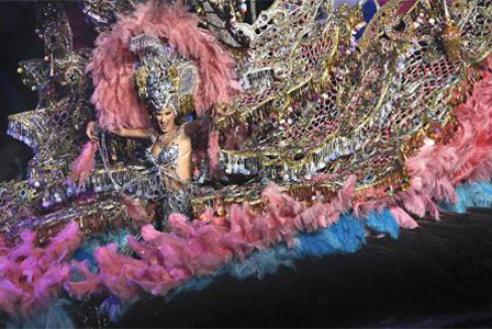 самые красочные праздники мира The Santa Cruz de Tenerife Carnival