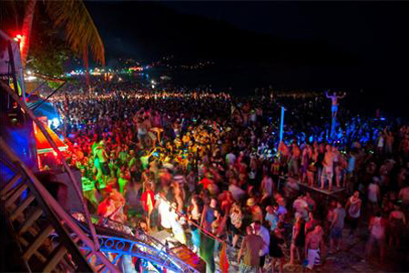 самые красочные праздники мира Full Moon Party