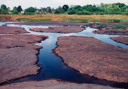 самые необычные озера мира Pitch Lake