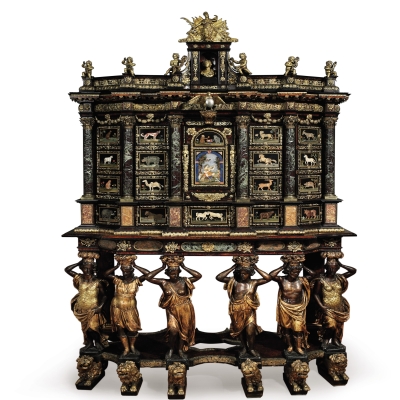 Уникальный кабинет XVII века продан на торгах Christie’s за Ј4.5 миллиона