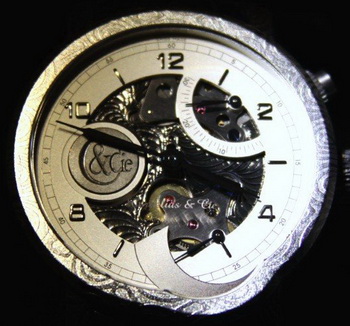 Кис Энгельбартс и известный голландский бренд Cornelius & Cie представляю новые часы Chronosome 46XY, которые, в самом деле, можно назвать произведением искусства.