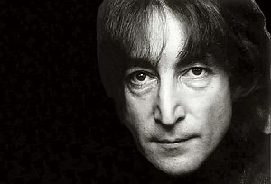 На продажу выставлен альбом Джона Леннона, принадлежавший его убийце