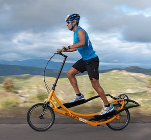 ElliptiGo 3С: преимущества бега и езды на велосипеде в одном тренажере