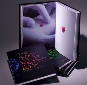 Fancy Color Diamond Book - все о цветных драгоценных камнях