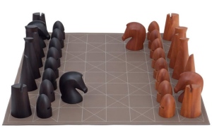 Hermes выпускает набор шахмат
