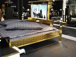 Золотая кровать Jado Steel - дорогая модель для бесценного отдыха