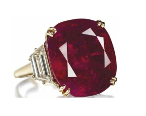 Кольцо с рубином Лили Сафры продано за 6 742 440 долларов