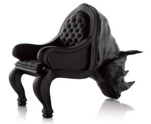 Максимо Риера представил кресло в форме… носорога