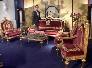 Мэрайа Кэри хочет приобрести мебельный гарнитур Майкла Джексона