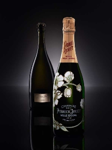 Perrier-Jouët представил самое старое в мире шампанское