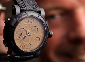 «Космическая» коллекция часов Romain Jerome