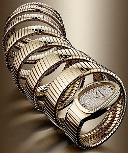 Женские часы Bulgari Serpenti: змеи и бриллианты