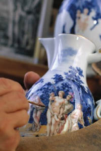 http://www.luxemag.ru/images/stories/luxury/tableware/porcelain_history_1.jpg