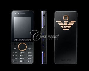«Золотая» версия телефона Emporio Armani от Continental Mobiles