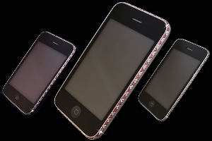 iPhone 3G украшенные бриллиантами и рубинами
