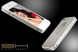 Роскошный iPhone 4S Diamond & Platinum Edition by Jo-Emma Larvin от Стюарта Хьюза