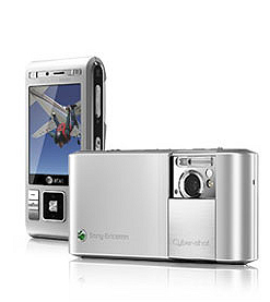 Sony Ericsson выпустил два новых телефона