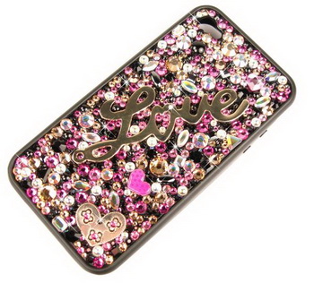 CrystalSkins «одевает» iPhone 4G в кристаллы Swarovski