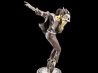 Золотая статуэтка Майкла Джексона